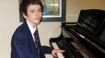 James Wins Tebb Piano Competition
